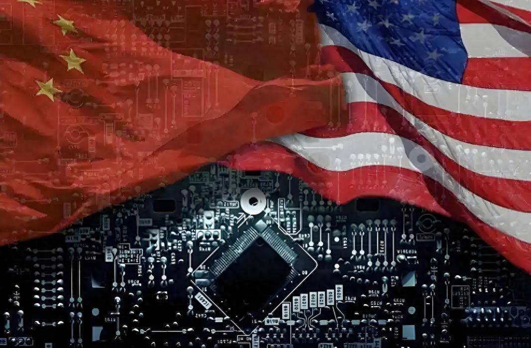 原创             黄仁勋承诺无后门，拆开芯片却发现监控电路，数据直连美国服务器