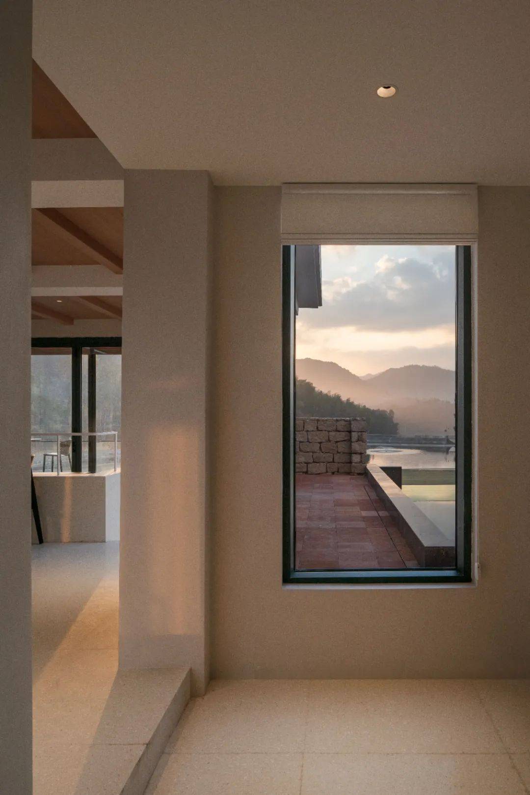 浙江平阳岭根村山谷民宿 / yad studio