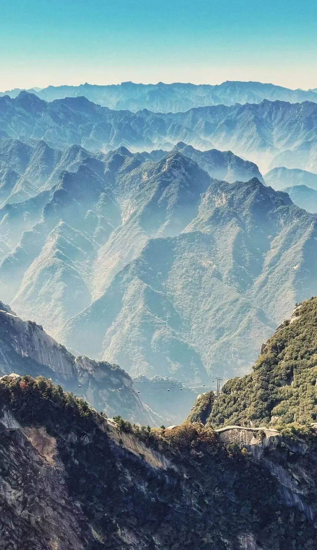 “外国朋友爬完华山，跟我说见到上帝了”