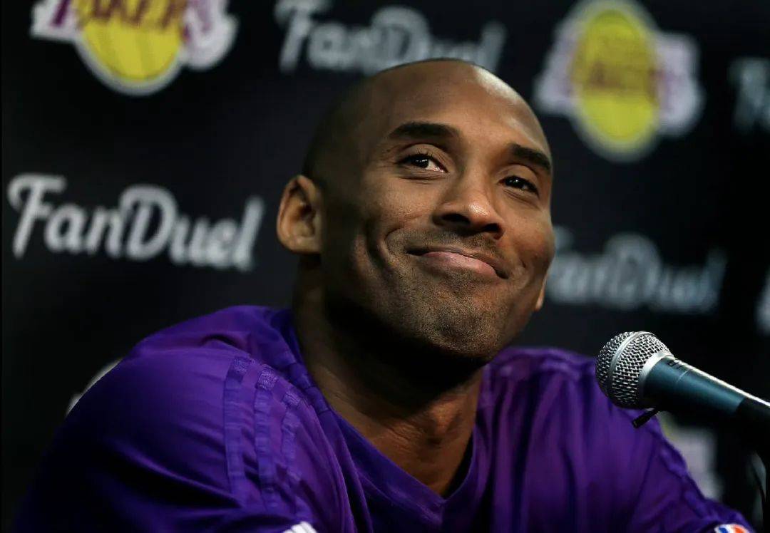 NBA职业联赛中文官网__实时赛程比分+球队资讯【科比日】M
