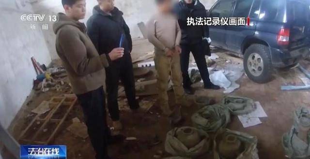 看小说学盗墓挖走20余件国宝 特大盗墓案细节曝光