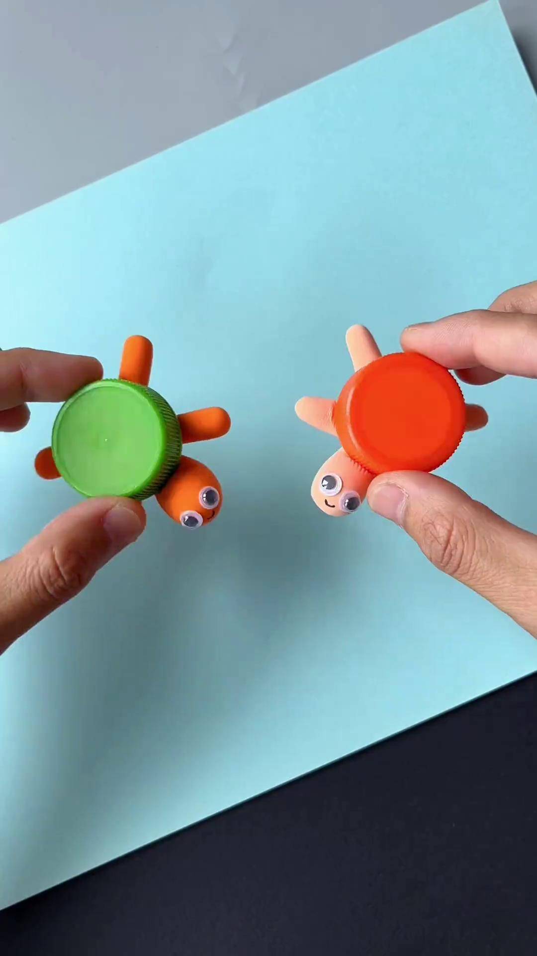 喝完的饮料瓶盖不要扔跟小朋友一起制作几个可爱的小乌龟吧手工diy