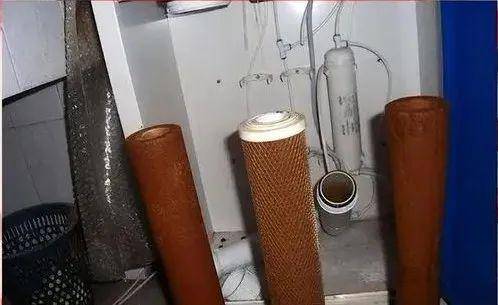 小区里“自助水站”越来越常见，里面的水能放心喝吗