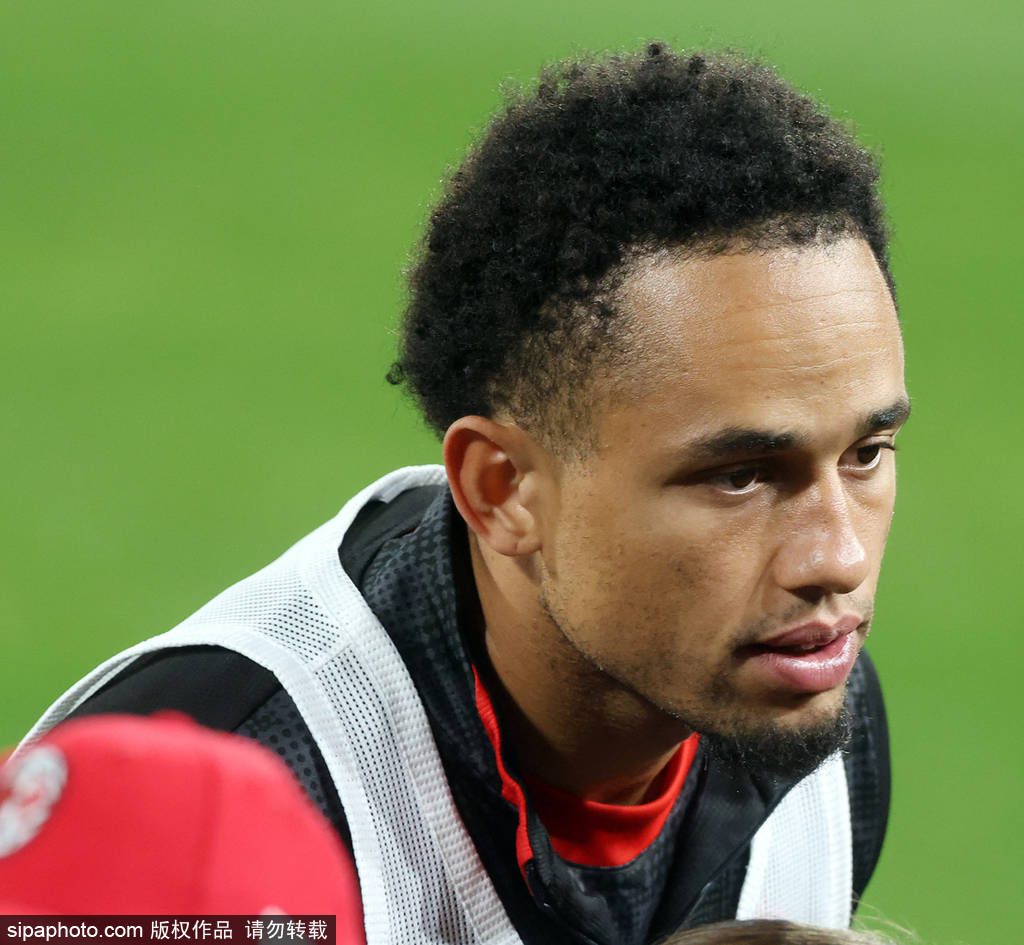 阿莱格里强烈要求签下拉比奥特,米兰转会市场动态分析