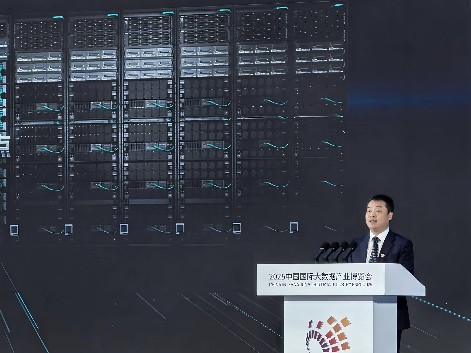 华为云张平安：构筑算力基石，引领行业智能升级新篇章