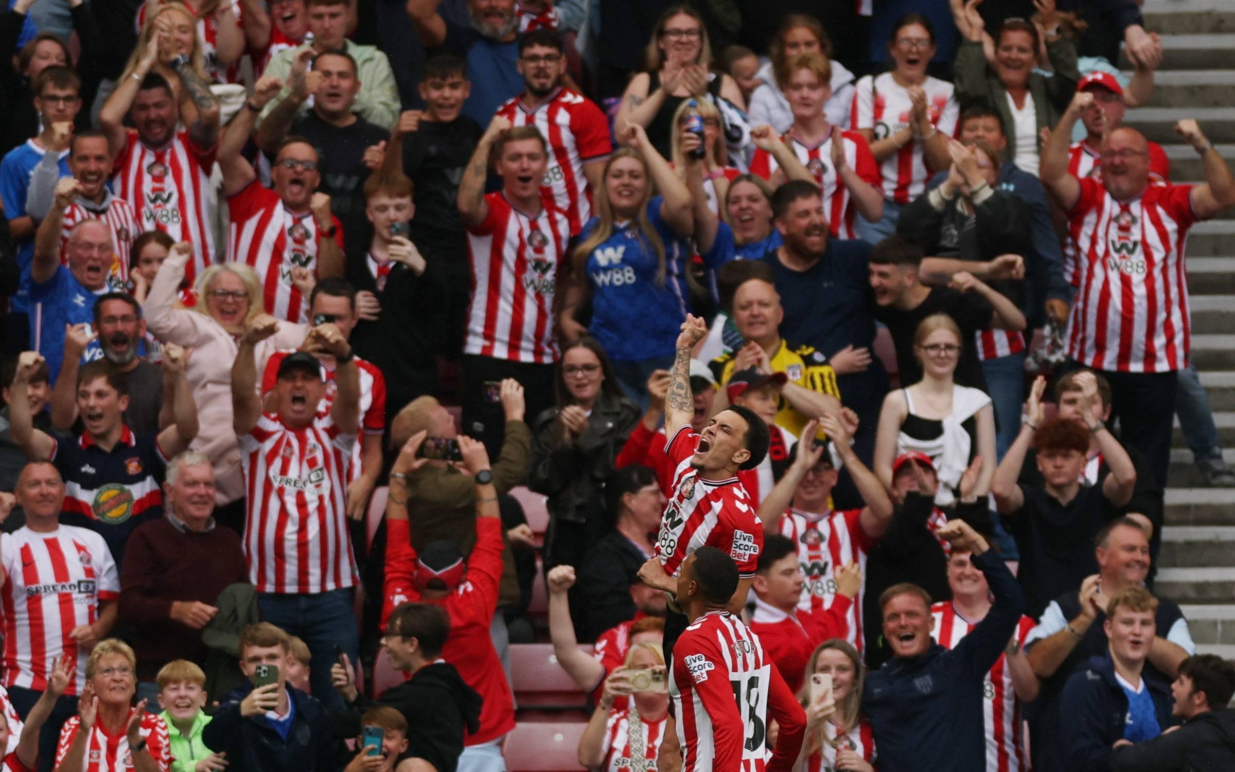 黑猫回来了！桑德兰英超开局3轮2胜，先赛暂列英超第6