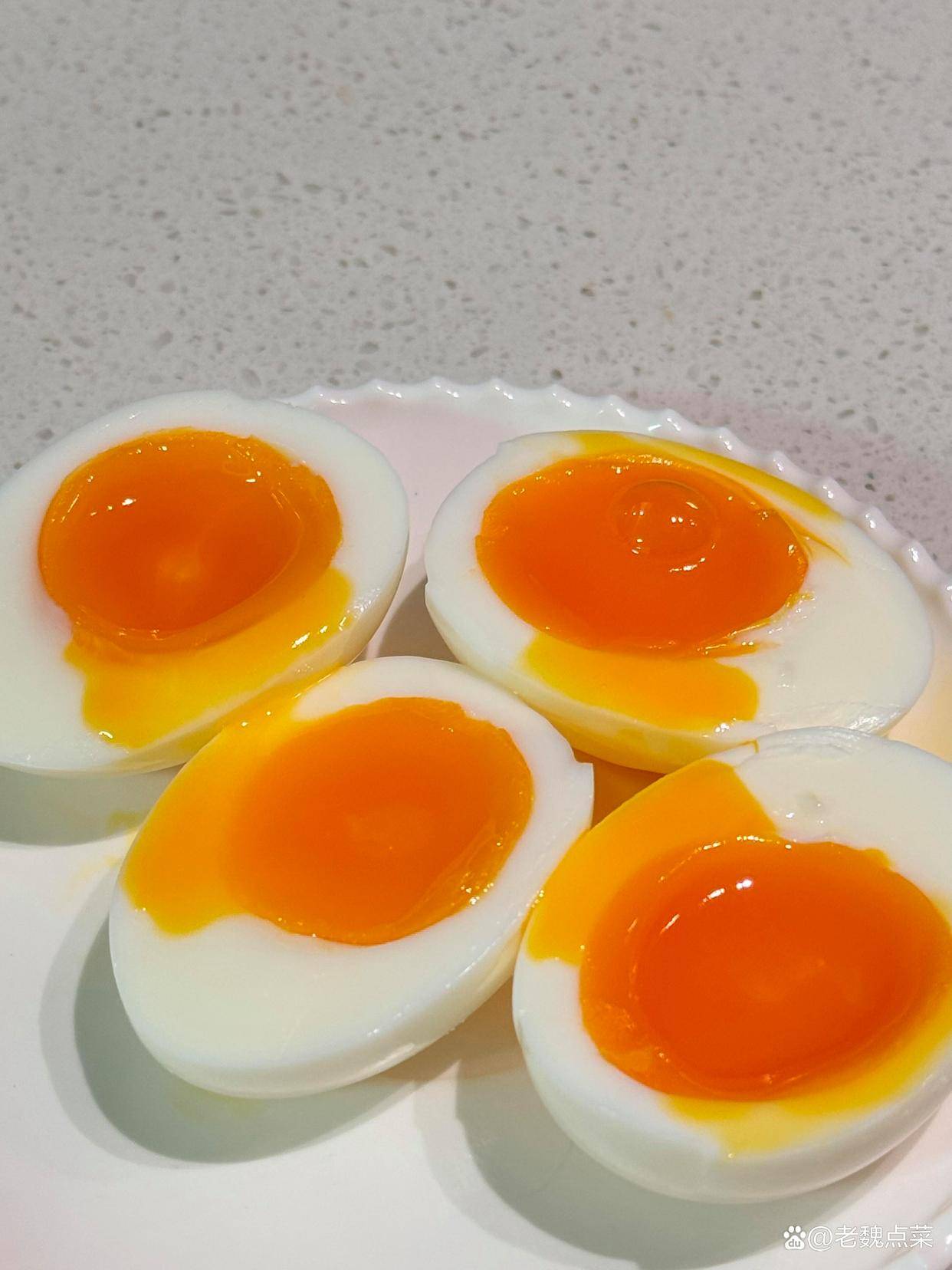 3 分钟溏心,6 分钟全熟!煮鸡蛋黄金时间表,新手也能零失败
