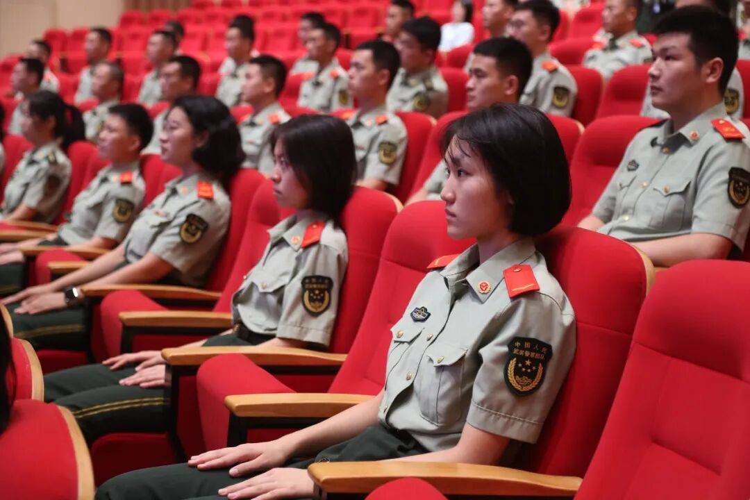 武警部队官兵收听收看纪念中国人民抗日战争暨世界反法西斯战争胜利80周年大会
