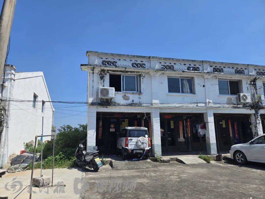 28岁独居单亲母亲出租屋去世，2岁儿子伴遗体数日，曾拼尽全力拿到儿子抚养权，家属最新发声