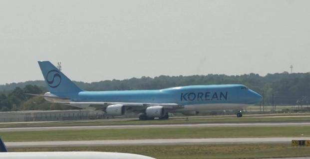 317名被捕韩国工人仅1人留下 现代汽车美国电池厂被迫延期 -华闻时空