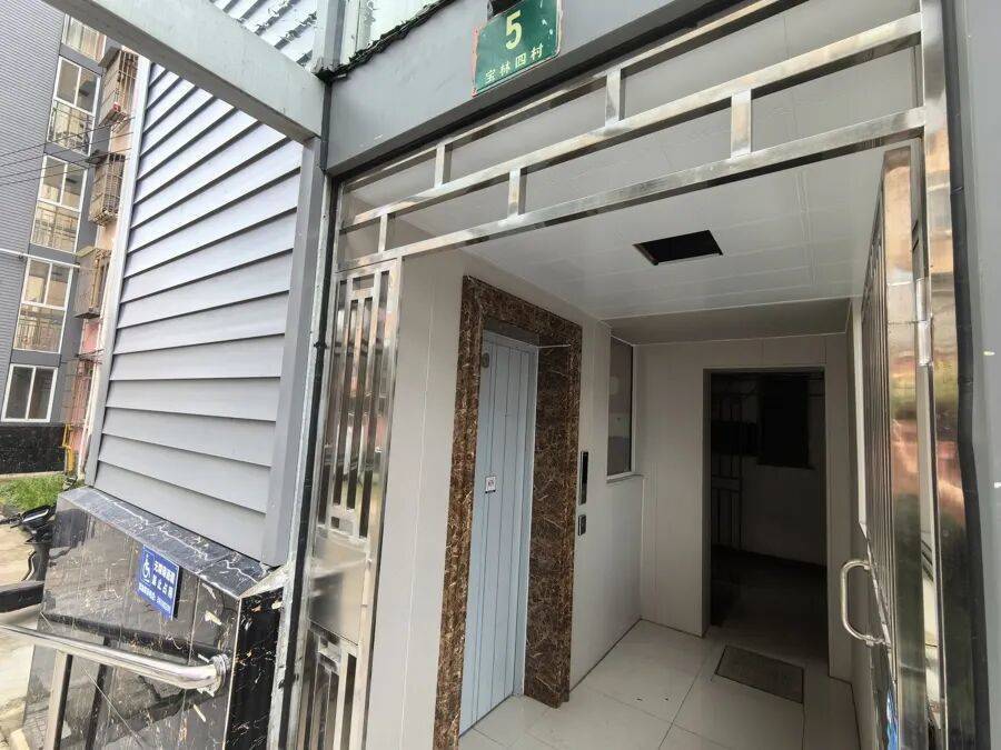 上海一小区加装电梯被坑！6台电梯早已完工却不能用