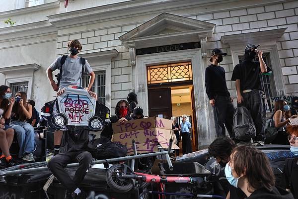 美媒：从英国到波兰，执政无力已成常态，欧洲正走向“失控”-华闻时空