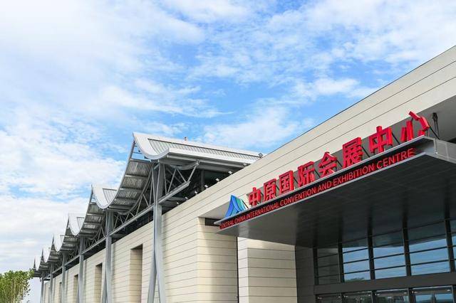 新兴产业赛项占比超半数！第三届全国职业技能大赛锚定新质生产力工匠人才培养
