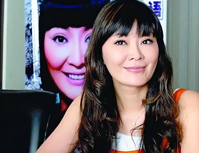 善恶终有报！前央视王牌主持人王小骞，如今沦落为“人人喊打”？