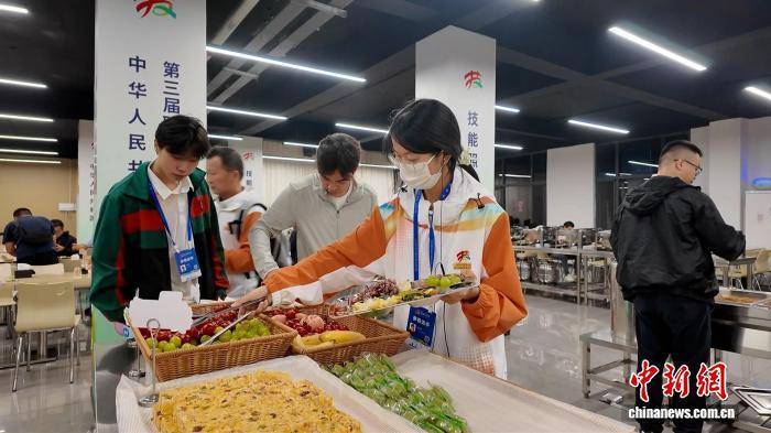 第三届全国技能大赛侧记：一封封感谢信里的“中原温度”
