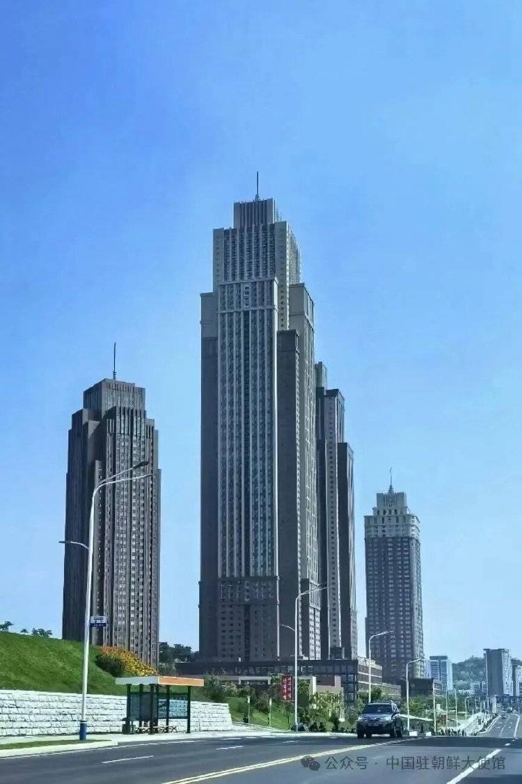 中国外交官镜头里的朝鲜：平壤建设新貌