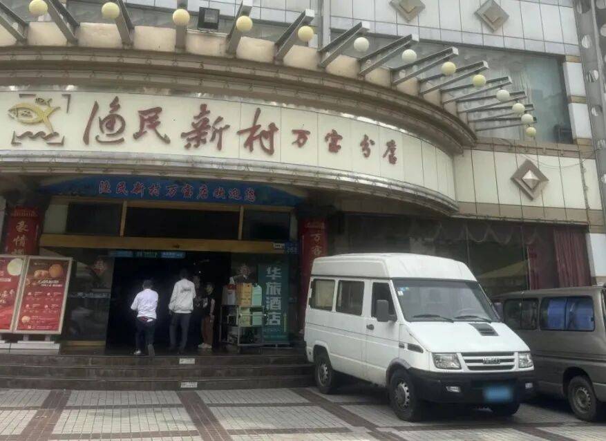 中国大酒楼倒闭5万家，但这“时代眼泪”没人怀念