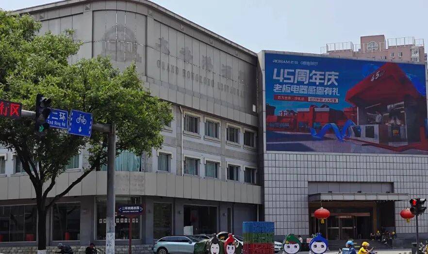中国大酒楼倒闭5万家，但这“时代眼泪”没人怀念