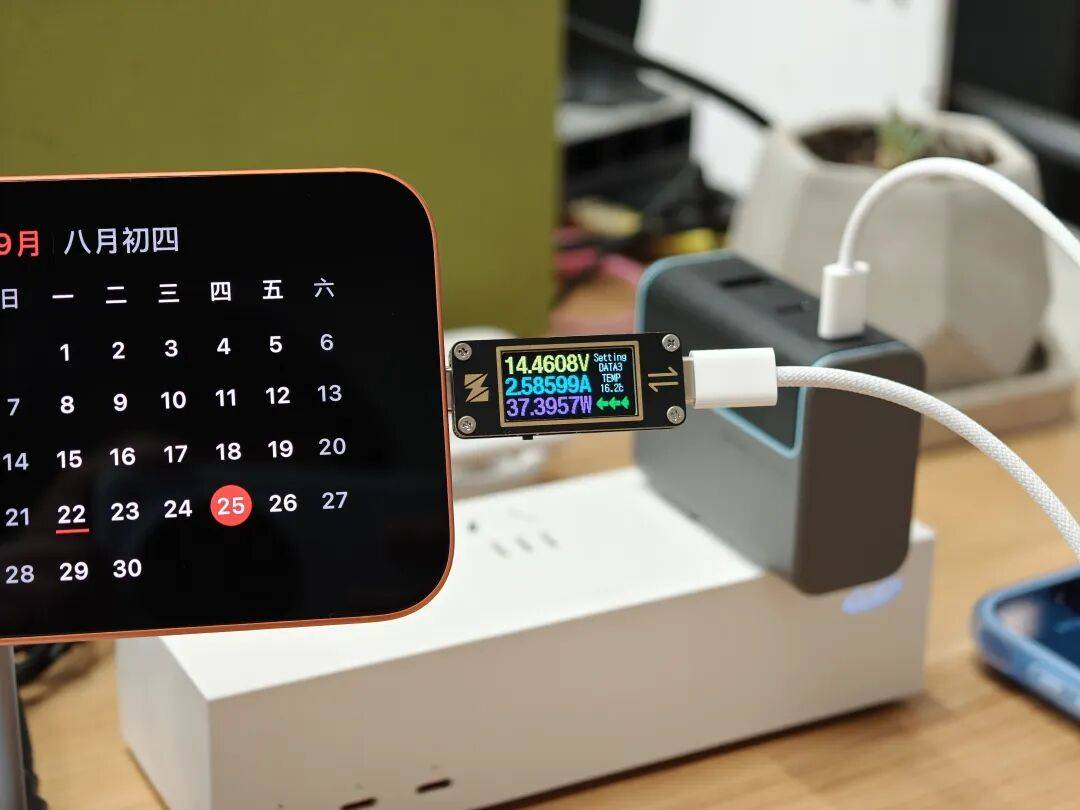 全面测完iPhone 17系列，苹果真让我觉得有点陌生。。。