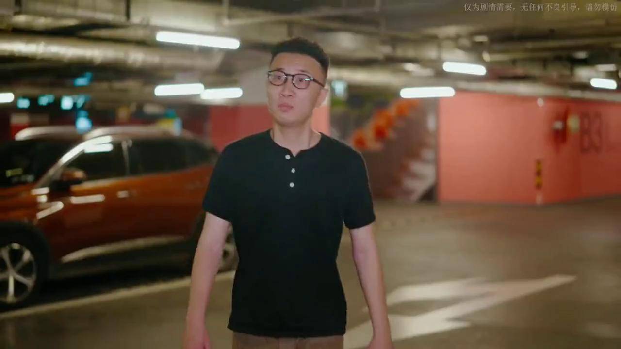 体谅你是情分,别真拿我当软柿子捏。 #剧情 #修车 #奇葩同事