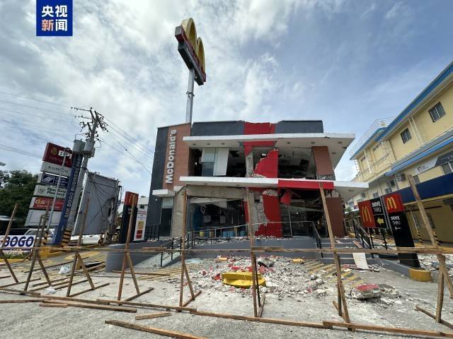 菲律宾地震已致45万人受灾 上万座房屋受损