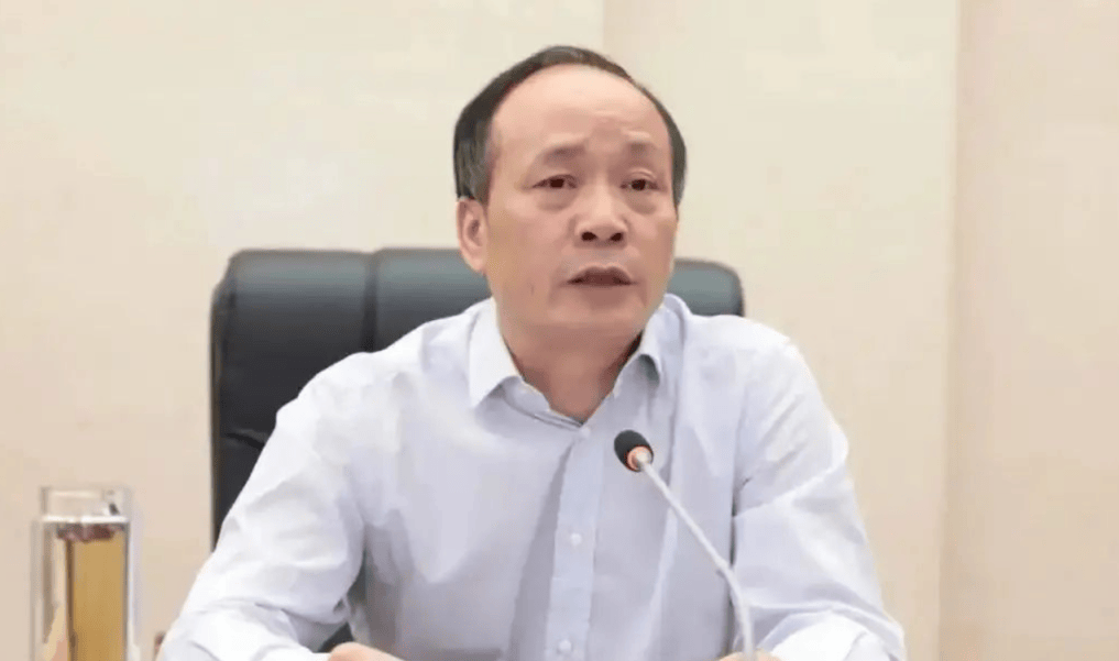 打&quot;虎&quot;！乌兰，任上被查