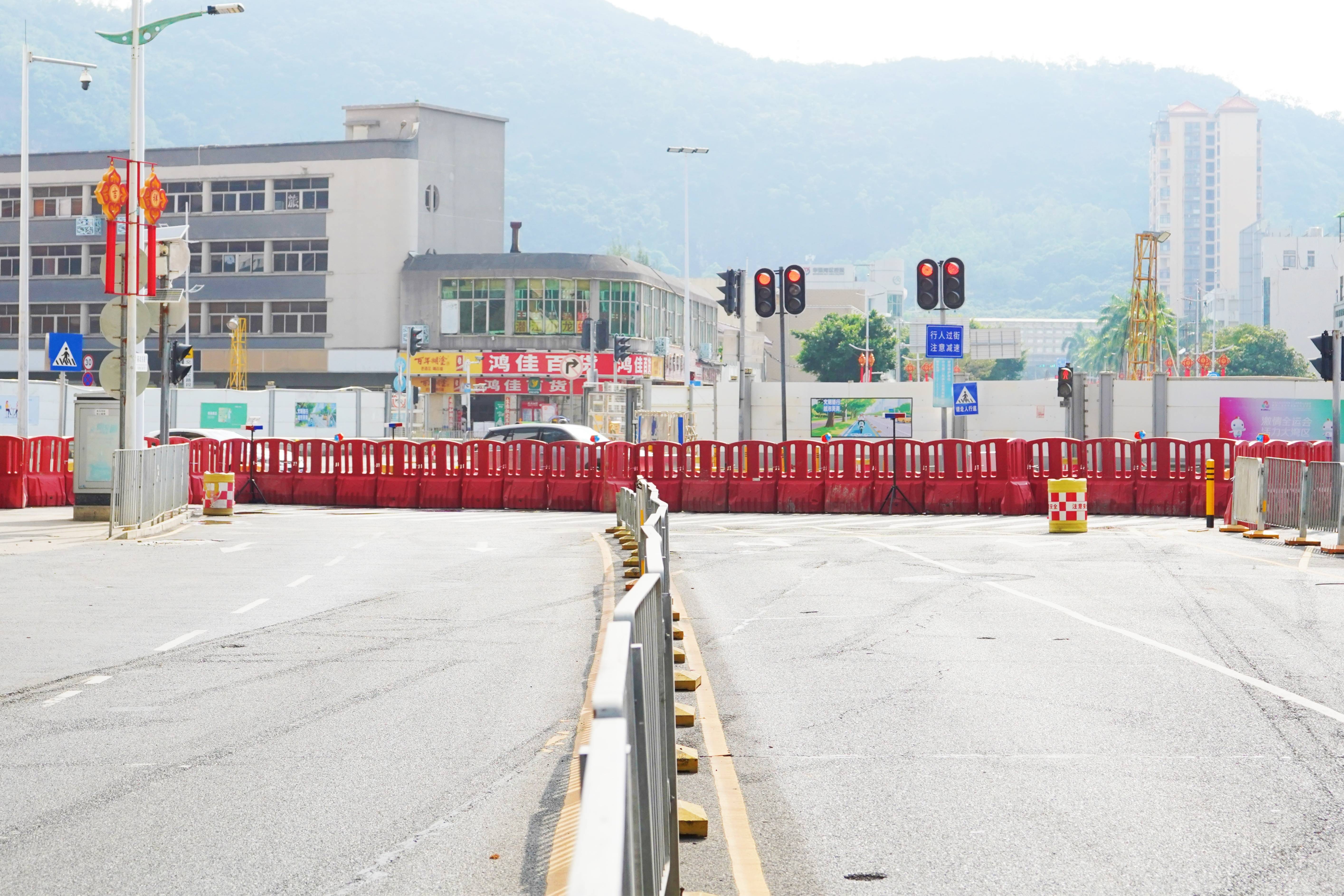 深圳32号线各站点均已开建，未来可以在这四个站乘地铁