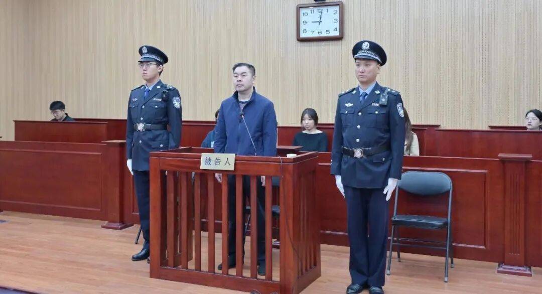 受贿6628万余元！烟台市高新技术产业开发区原党工委书记宫权受贿案一审开庭