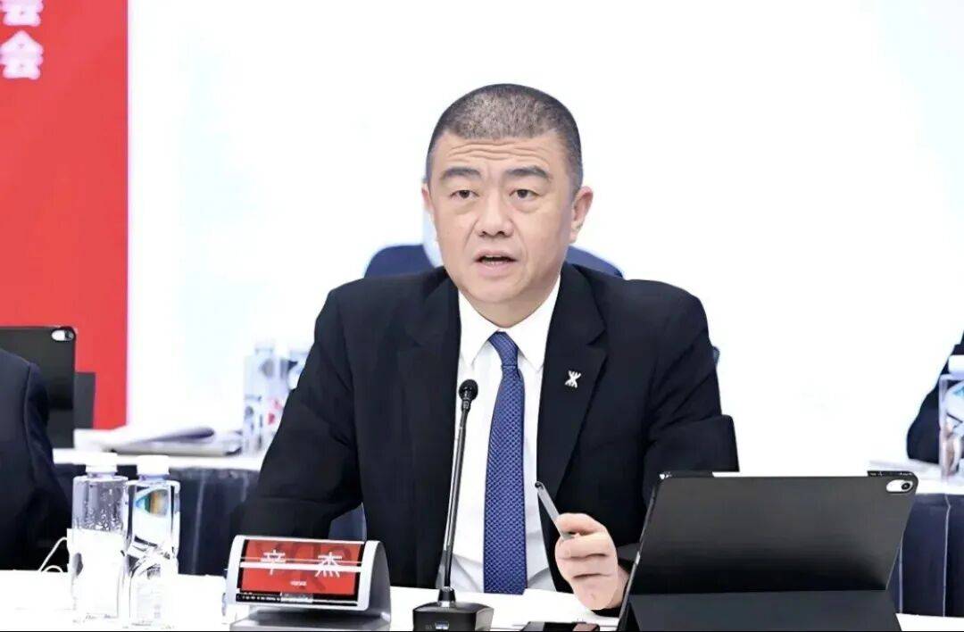 突发！万科董事长辞职