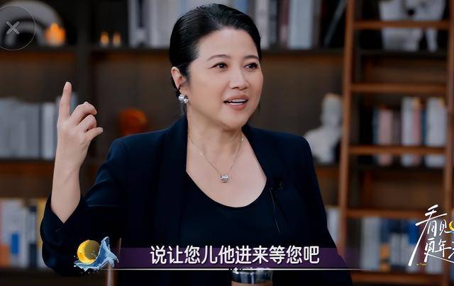 52岁颜丙燕自曝已停经！胖了30斤，小20岁男友不在乎，接受丁克