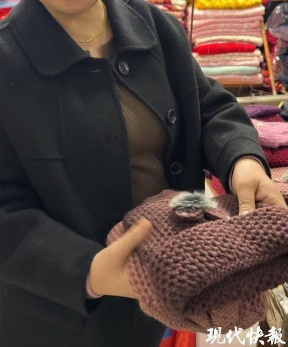 陷入“老外买寿衣”争议的店老板称被网暴，“一个上午接到300多个电话”