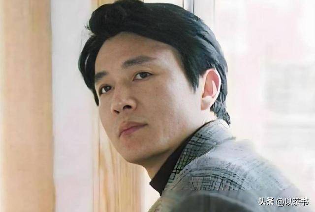 原来他早已去世,15岁演戏44岁走红,47岁患癌离世,哥哥是熟面孔