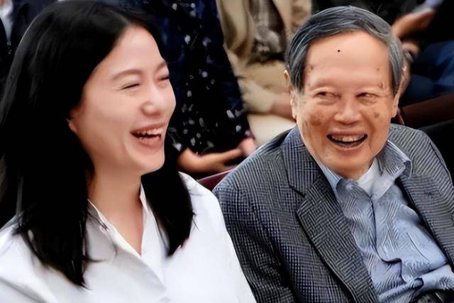 原创             装不下去了？杨振宁去世才6天，恶心的事就发生了，结局大快人心