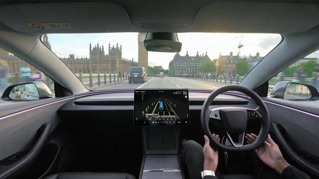 电厂 | 马斯克用三项业务，回应特斯拉被追问的未来