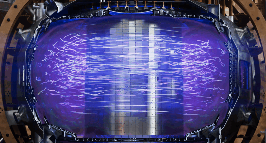 特朗普再批“无能”:美联储几个月后就换人!美股又创新高,黄仁勋发表最新演讲,英伟达市值一夜暴增1.6万亿元