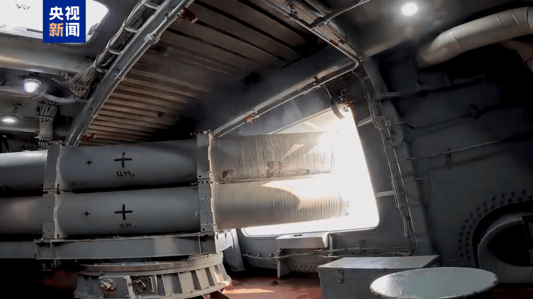 俄太平洋舰队在日本海举行反潜演习