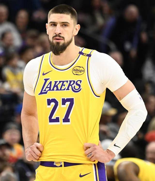 欧洲篮球联赛中文网__赛程比分+球队资讯+盘口分析湖人5旧将转战欧洲！皇冠官宣前5号秀莱恩加盟 丁威迪塔克也离开