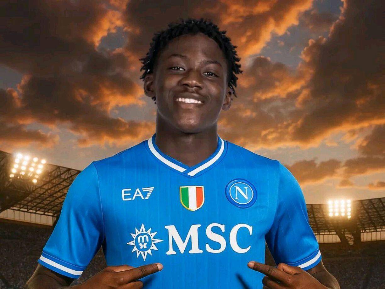 零首发+228分钟！曼联帝星怒了，那不勒斯2大条件挖角能成？