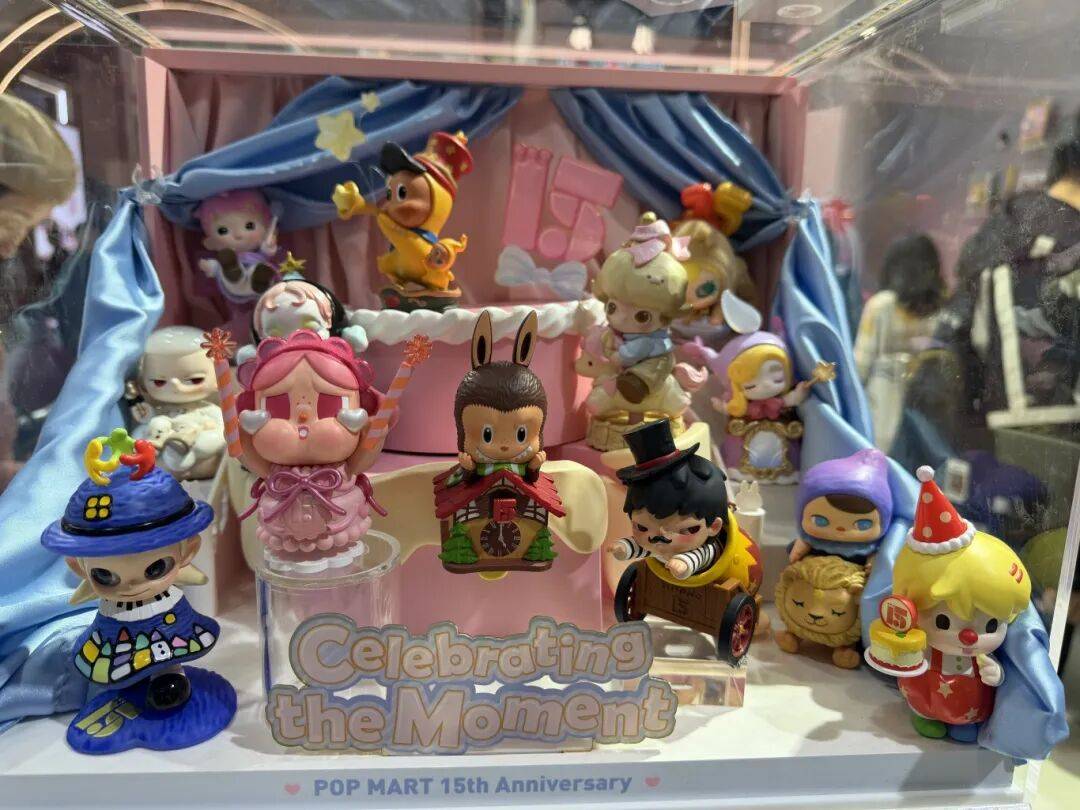 潮玩“顶流”集合啦！消费品展区解锁“Z世代”消费密码 