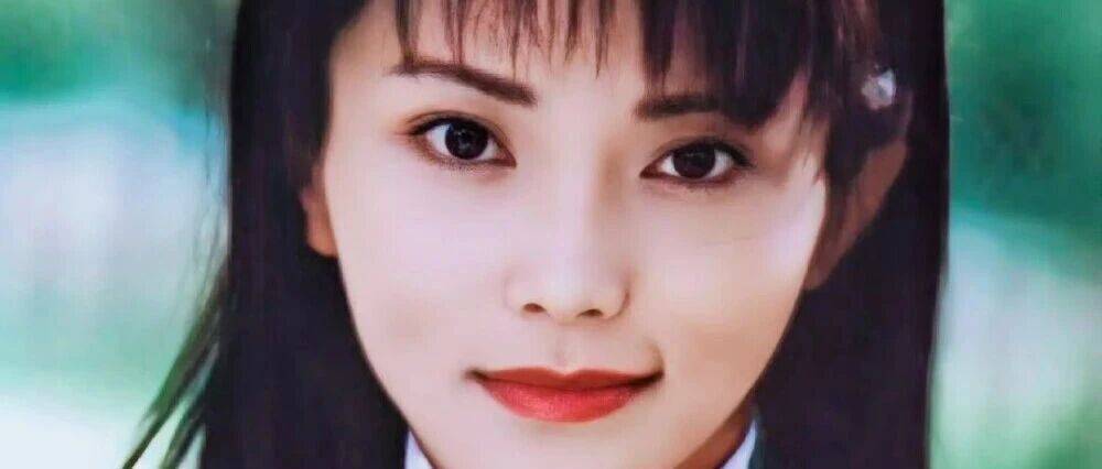 演员“方瑜”患癌去世后,给她穿婚纱出殡、为其扫墓十几年的深情男友,现如今咋样了?_李钰_汪雨_生命