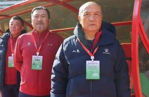 11名青岛姑娘助战，老帅殷铁生带领山东女足晋级全运八强