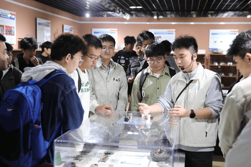 PG电子游戏 PG电子官方网站 2025最新开启北工大寻宝之旅！一起逛逛这个博物馆吧