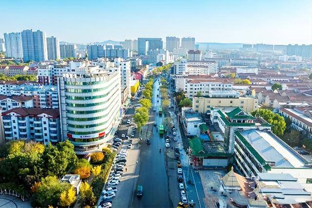 利来体育临街制造穿“新衣”！襄垣县都会颜值再升级