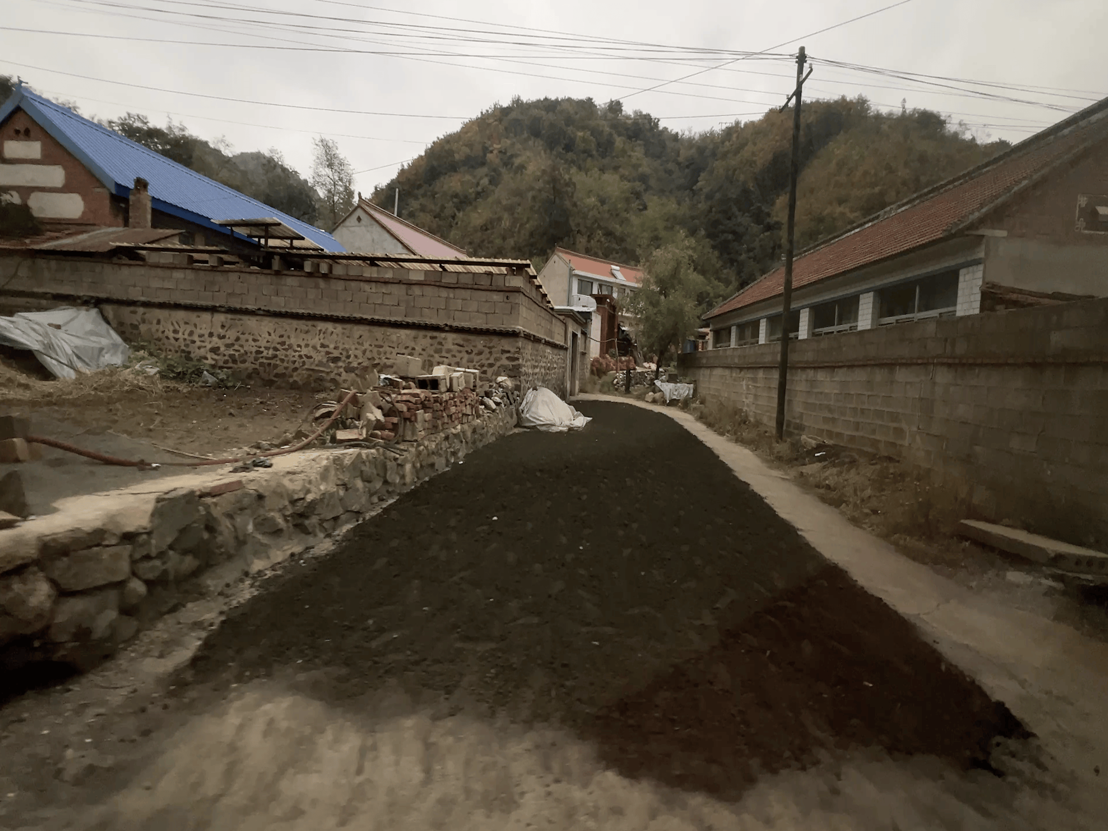 疯狂的“吸金村”:村民大肆盗采地下水,单月耗电上万度