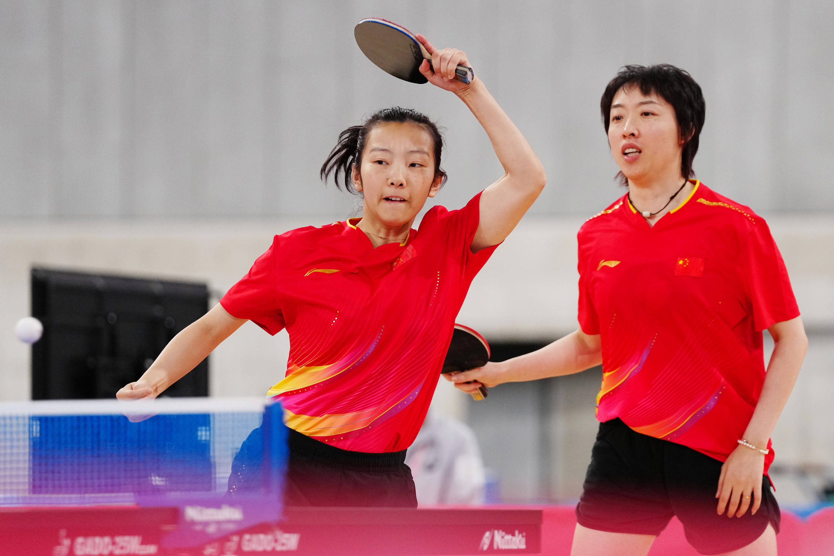 —东京夏季听障奥运会:中国组合包揽女子双打冠亚军