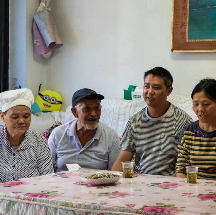 文明遵义 人人有礼丨道真:姚克礼家庭两代人绿色“接力”45年_大堡山_护林_张柳妮