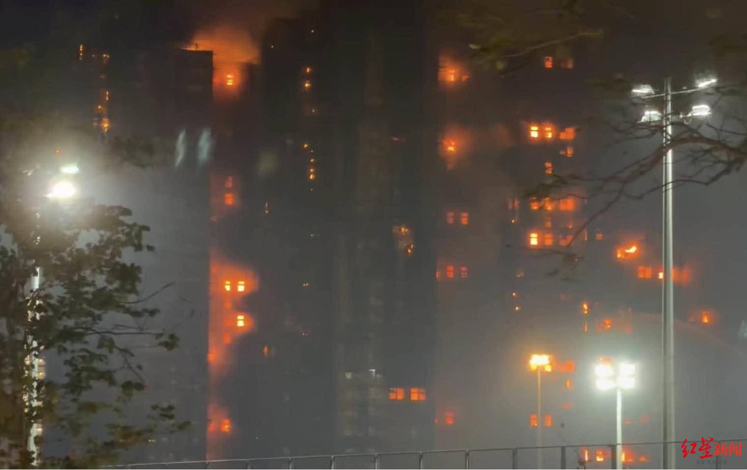 香港火灾受灾居民：最开始没发现起火，在韩国旅游的女儿给我打电话才逃了出来