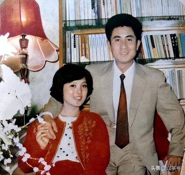 她80年代火遍全国，风光嫁给军委副主席儿子，离婚后却靠卖画谋生