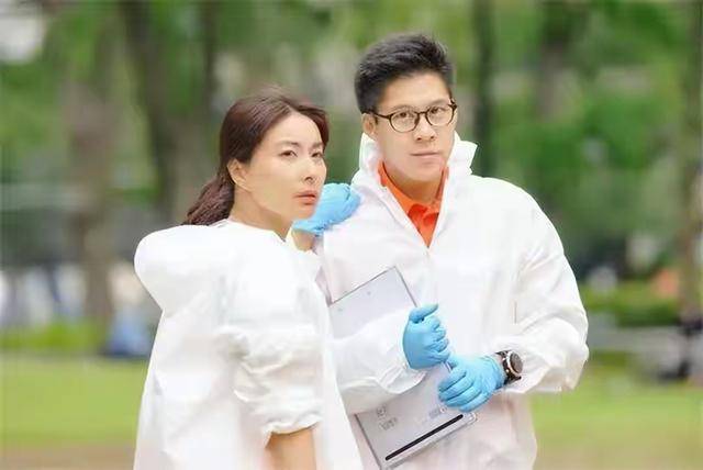 郭晶晶也没想到，霍启刚会因香港火灾后的这一举动，实现口碑暴增