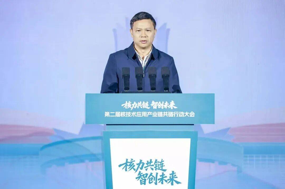 副主任郑晓敏,广西壮族自治区人民政府副秘书长黄瀚,中国工程院